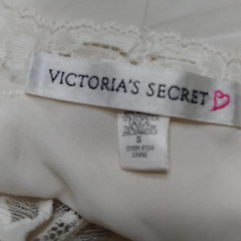 Victoria's Secret Sexy Off White Chiffon Lace Nightgown  Size S NWOT